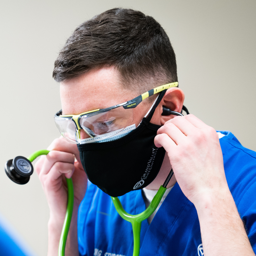 Registered Nurses - we want to hear your nursing story!